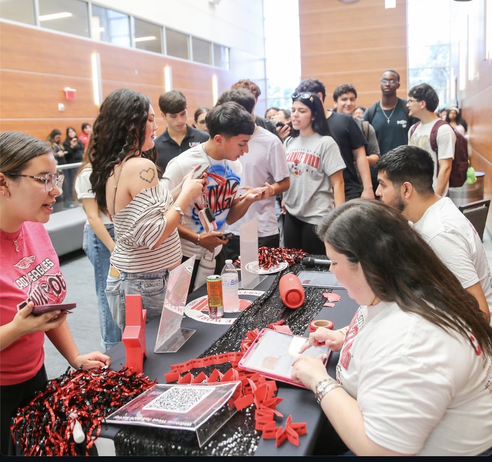 UIW students participate in a Campus Engagement event on campus.